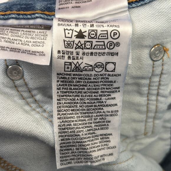 Levi’s 550 Relaxed Fit Men’s Jeans 44x32 Medium Wash Denim Classic Red Tab - Picture 8 of 10